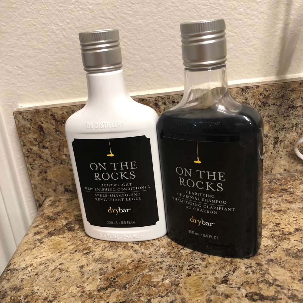 Dry bar shampoo/conditioner